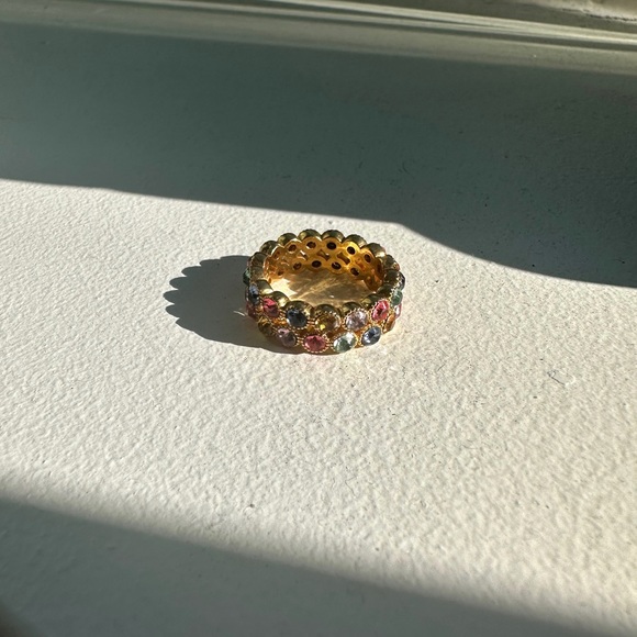 J Crew Crystal Bezel Ring multi color gold plated ring, size 6 - Picture 3 of 4